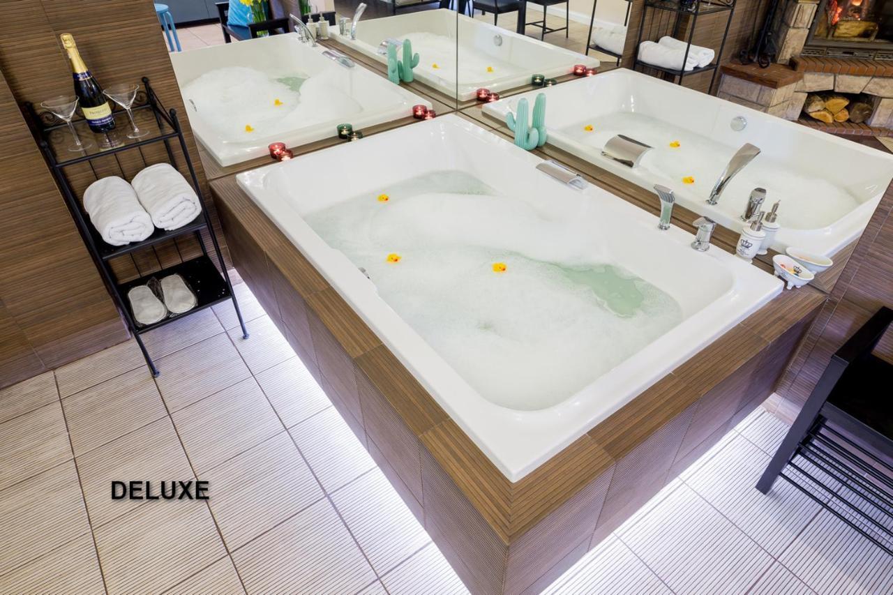 Apartamenty Centrum Z Wanna Dwuosobowa Piotrków Trybunalski Rom bilde