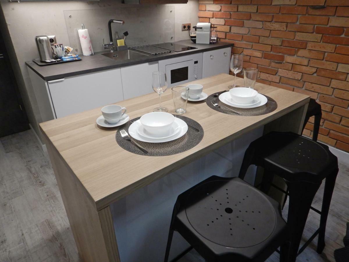 Apartamenty Centrum Z Wanna Dwuosobowa Piotrków Trybunalski Eksteriør bilde